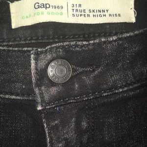 GAP Super High Rise True Skinny jeans